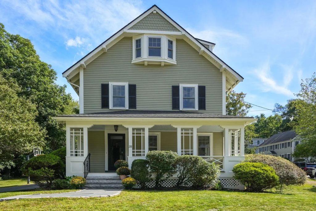 28 Green St, Needham