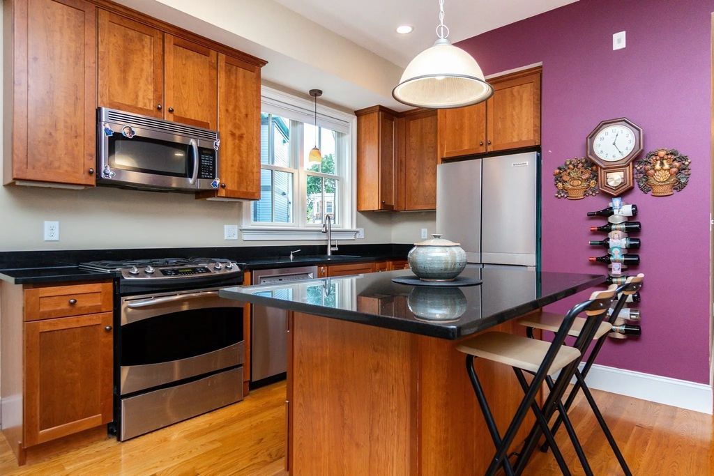 16a Meehan #2, Boston