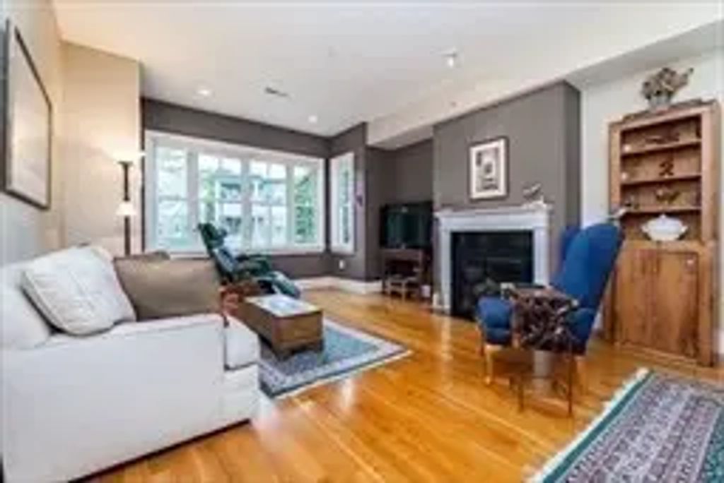 16a Meehan #2, Boston