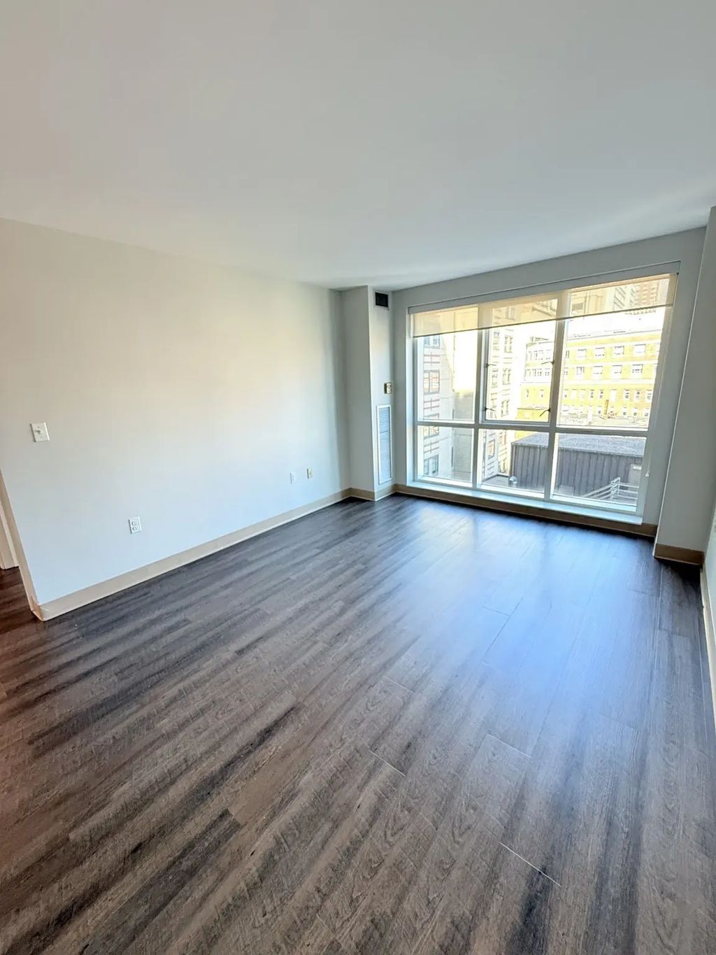 1 Nassau Street #903, Boston