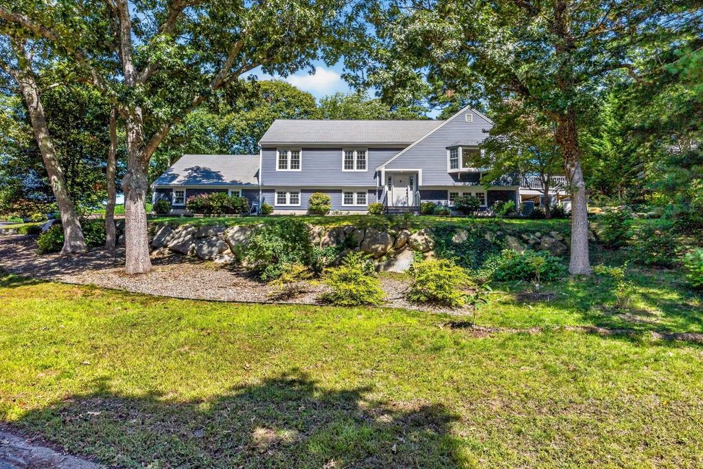 91 Greenland Circle, Dennis