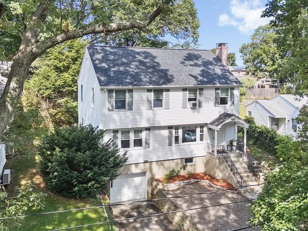81 Wetherbee Road, Waltham