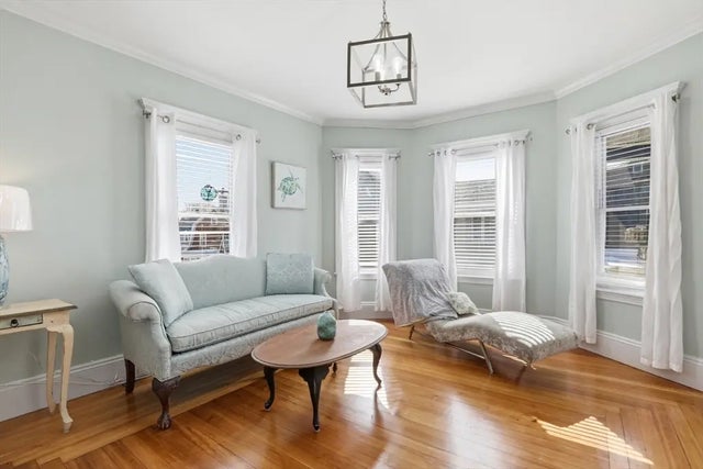 4 Valley Rd #4, Swampscott