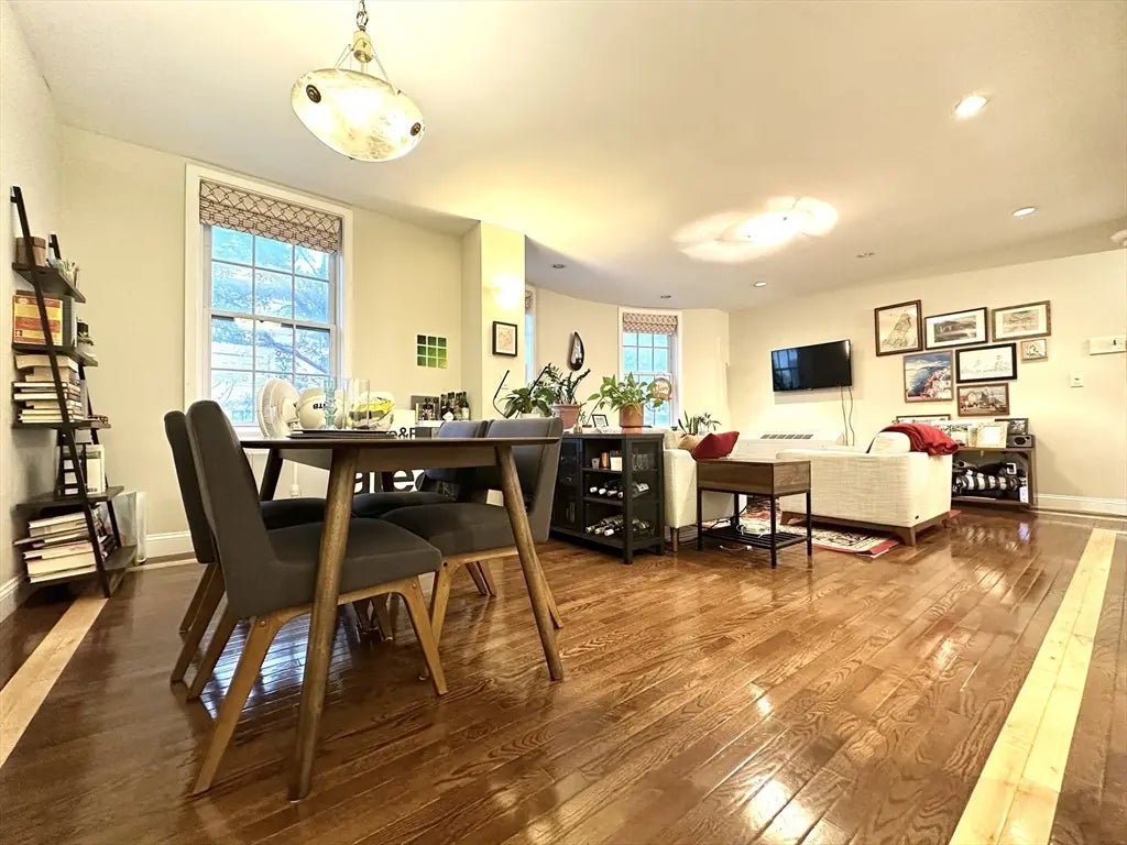 13 Bowdoin Street #3ab, Boston