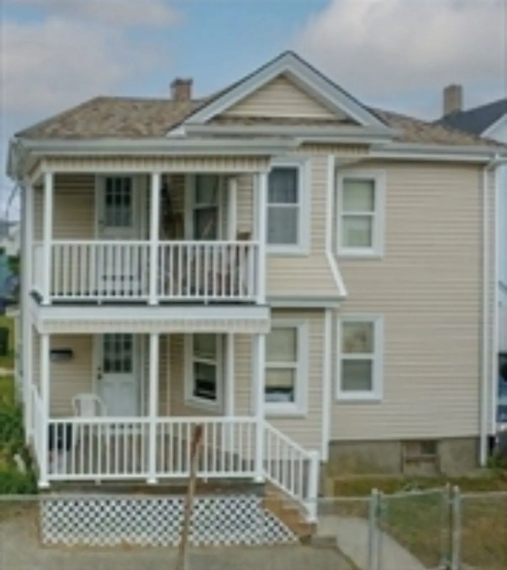 283 Fifth St, Fall River