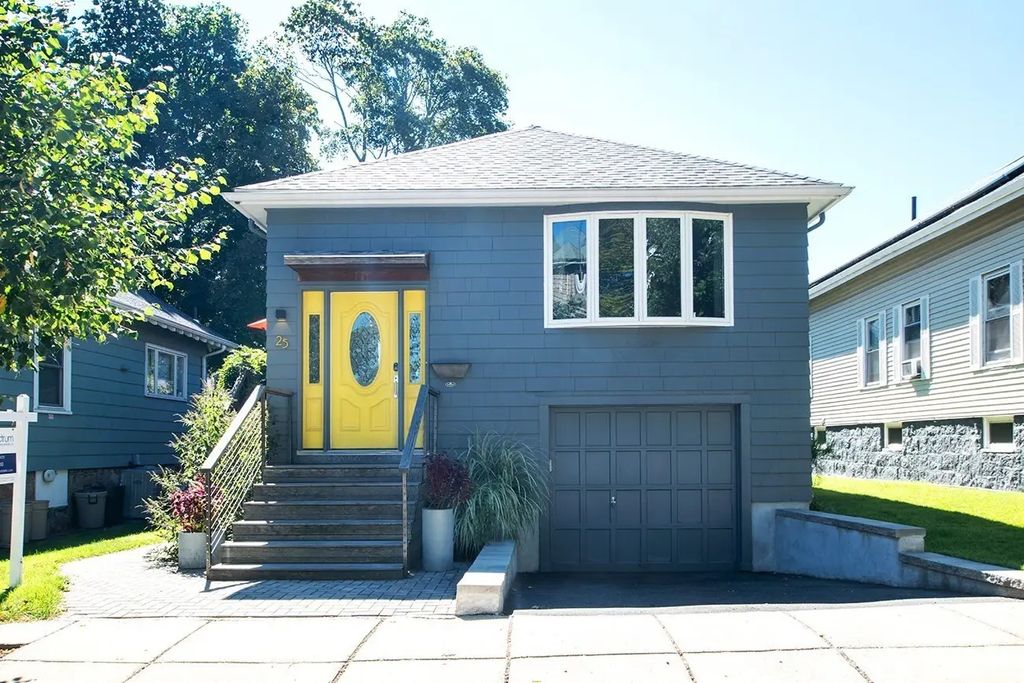 25 Bexley Rd, Boston