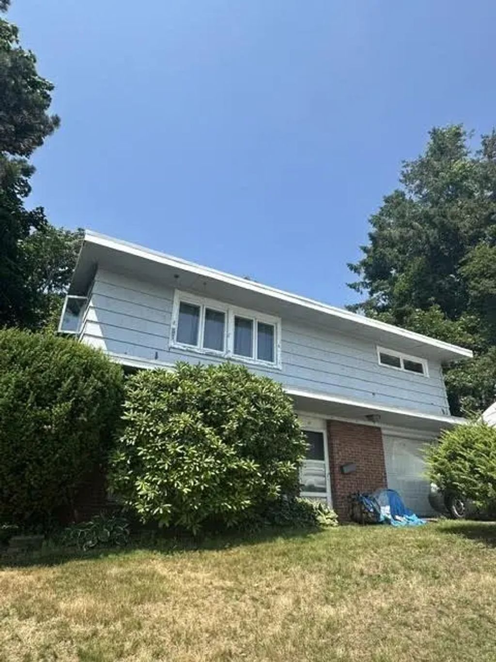 17 Mills Terrace, Nahant