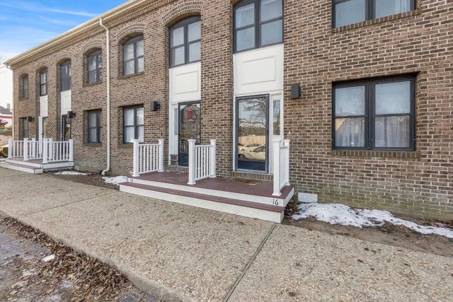33 Maplewood Avenue #16, Gloucester