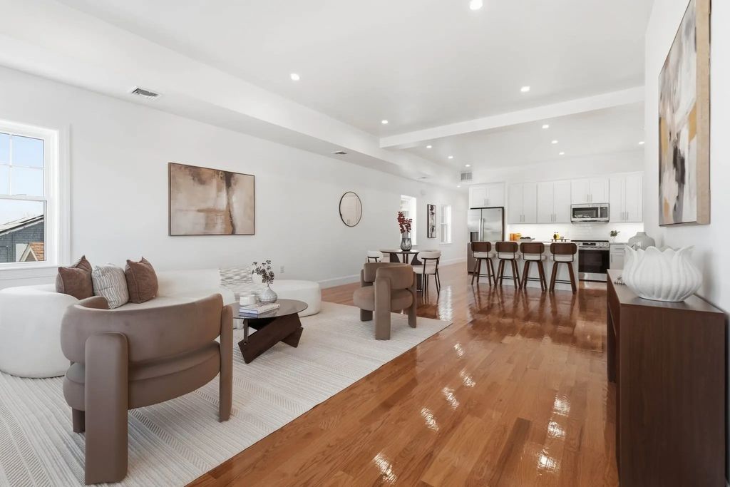 59 Larkin St #2, Revere