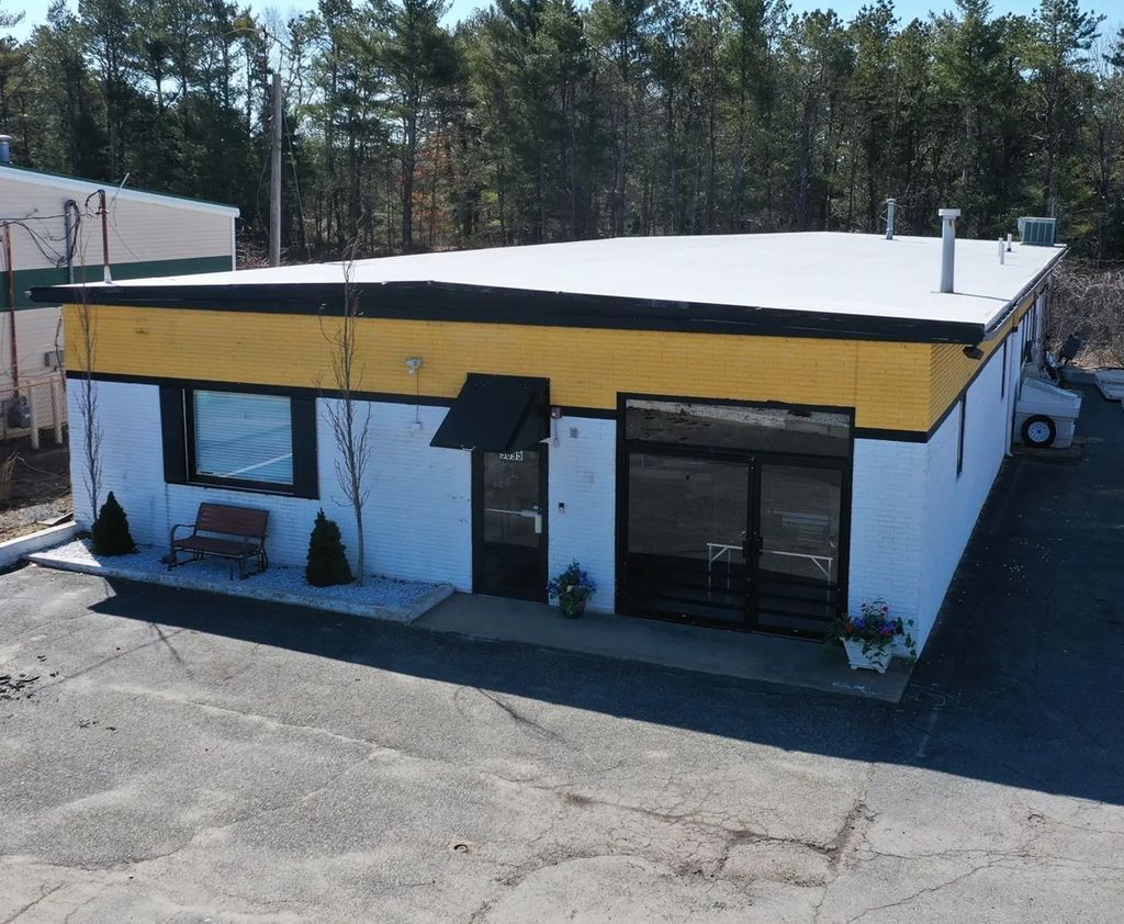 3095 Cranberry Hwy, Wareham