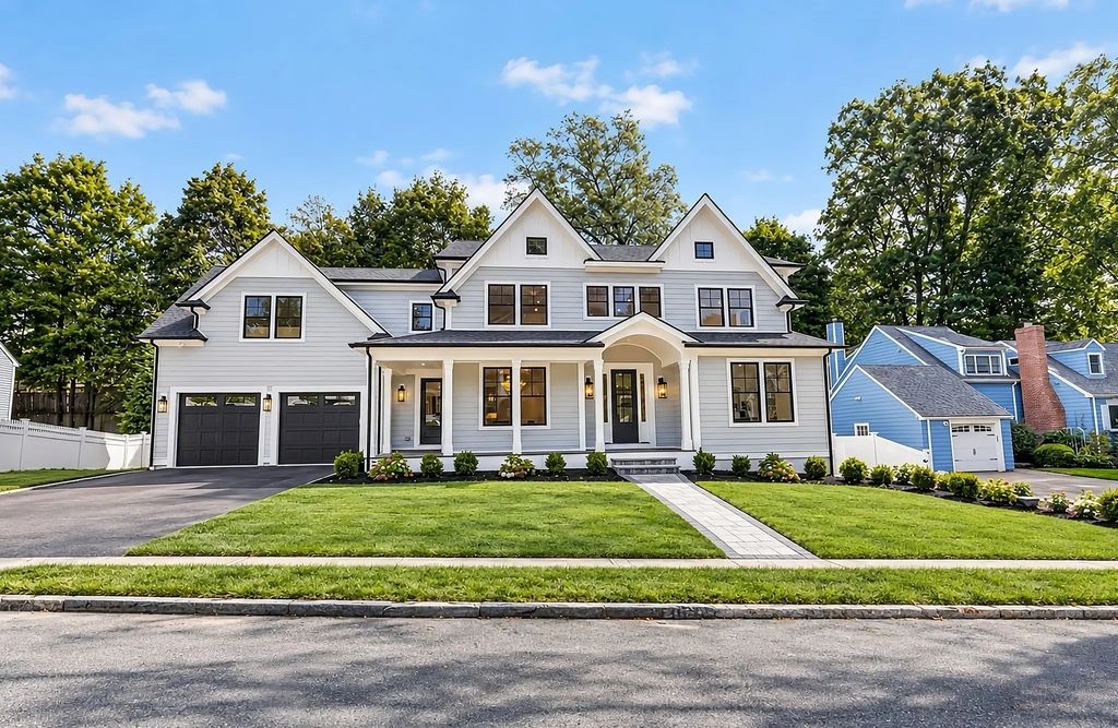 98 Falcon Street, Needham