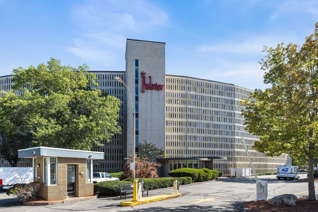 200 Swanton St #303, Winchester