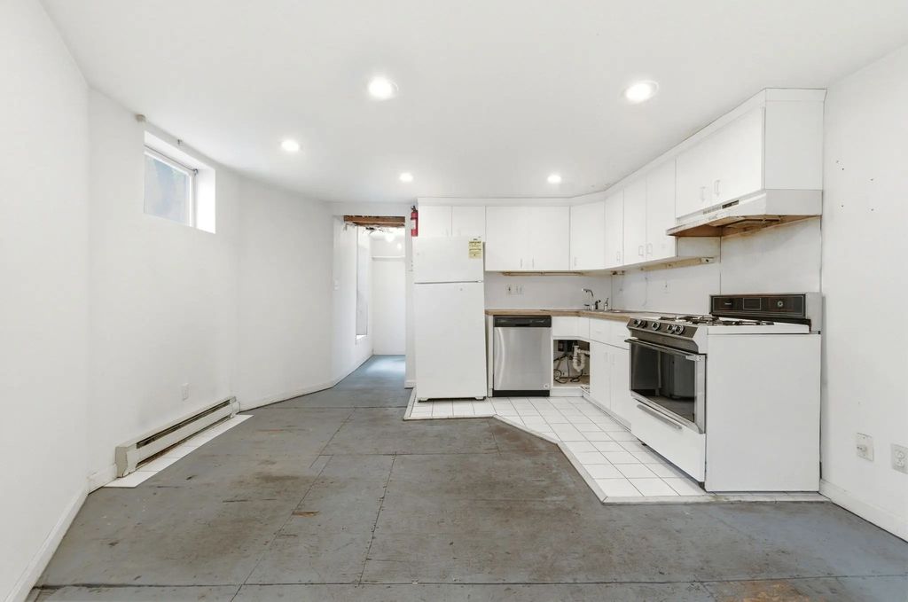 29-31 Washburn Ave #1b, Cambridge