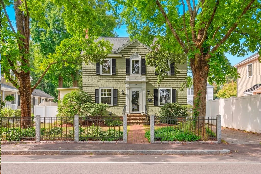 74 Chestnut St, Andover