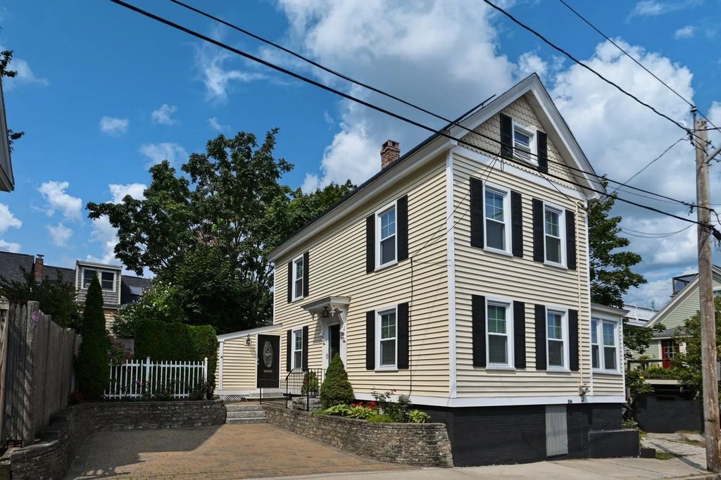 4 Olive Street, Newburyport