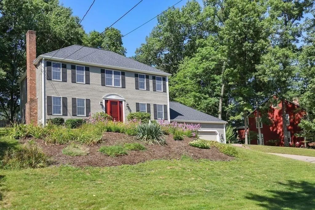 41 Virginia Ave, North Attleboro