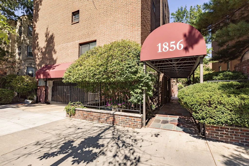 1856 Beacon Street #phd, Brookline