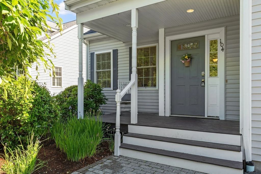 104 Summer Rd #104, Boxborough
