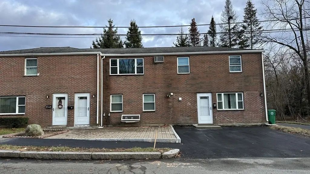 38 Saco St #38, Newton