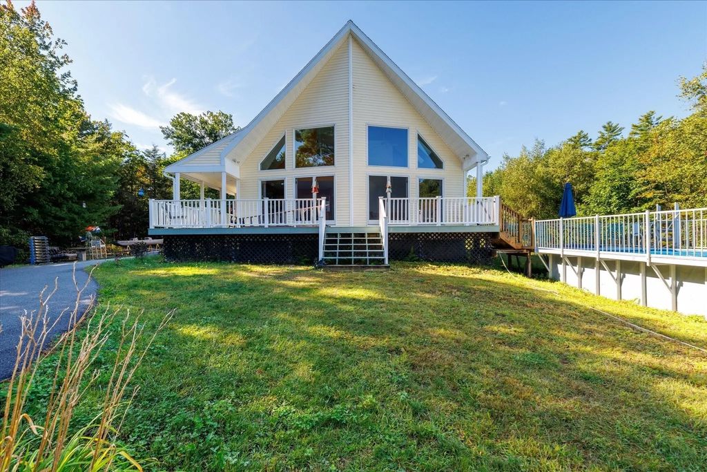 36 Monomonac Rd W, Winchendon