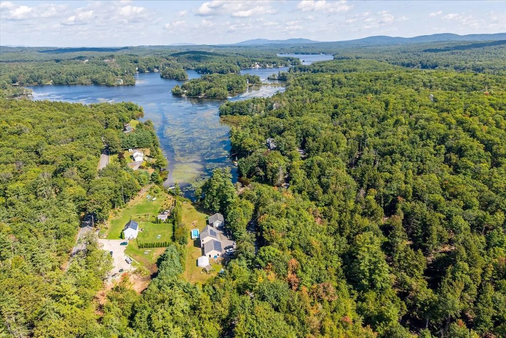 36 Monomonac Rd W, Winchendon