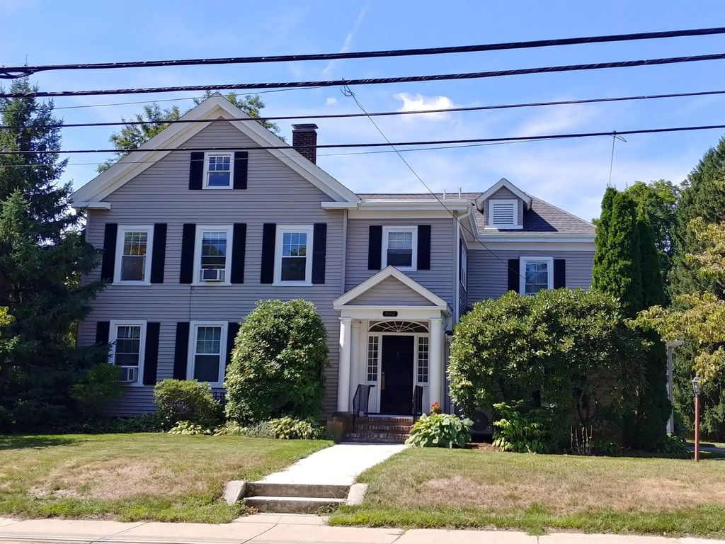 592 Union Ave #1, Framingham