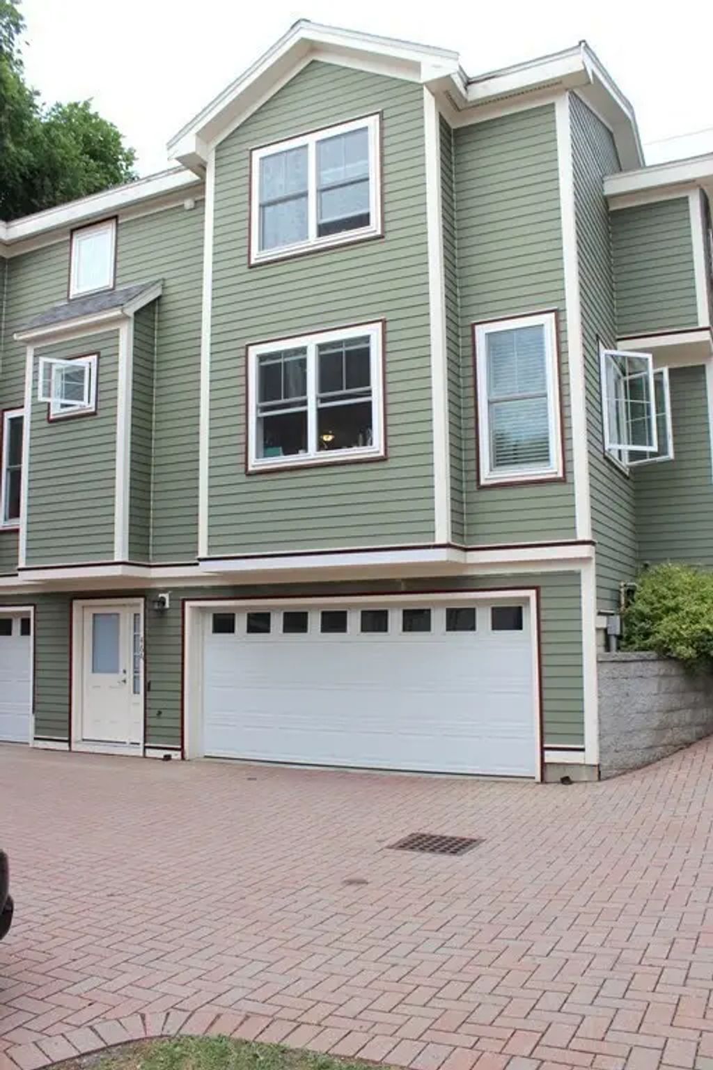 46 Craigie Street #a, Somerville