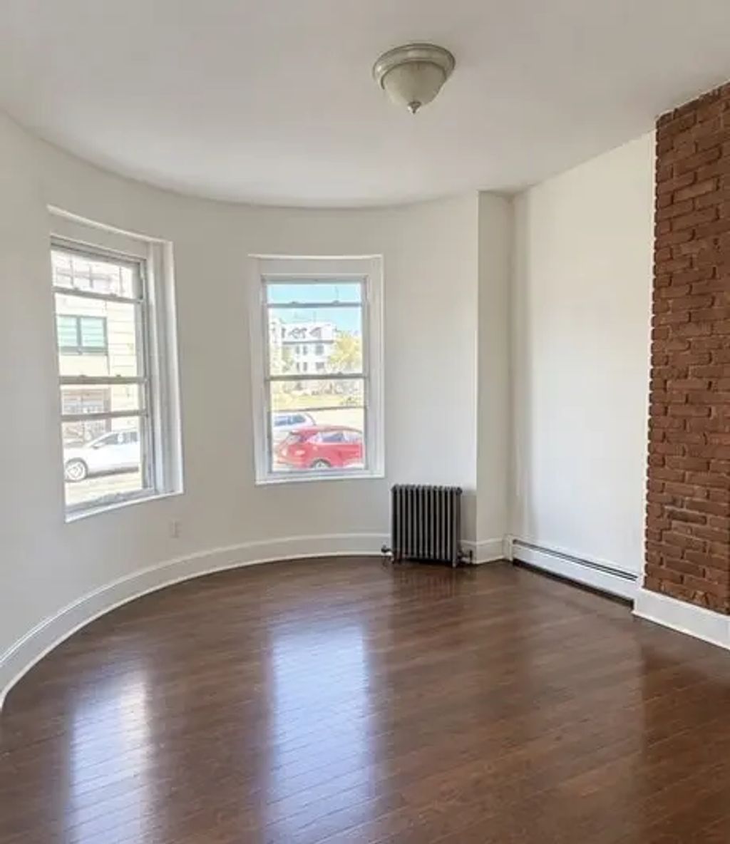 1273 Massachusetts Ave #1, Boston