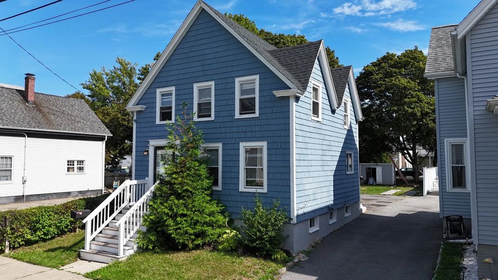 122 Bowler St #1, Lynn