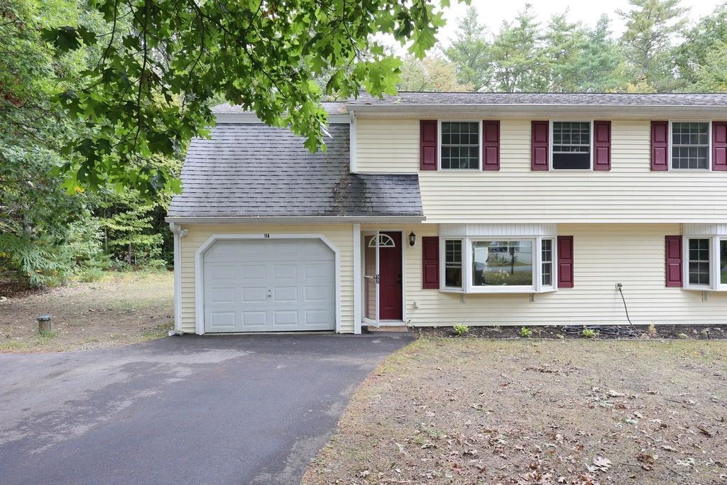 19 Deerwood Dr #a, Amherst