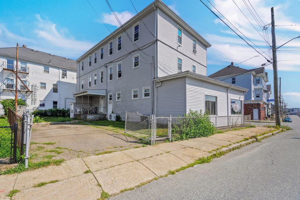 84 Cory Street, Fall River