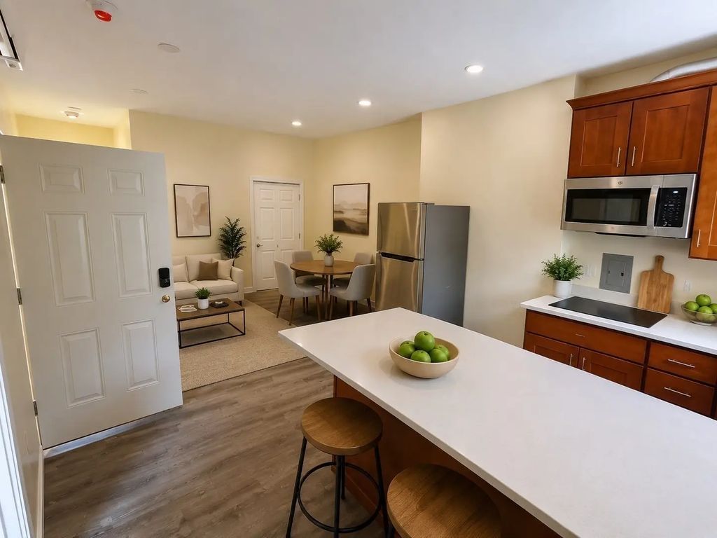 15 Hudson St #2, Boston
