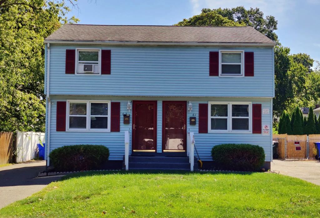 61-63 Wilson St, Springfield