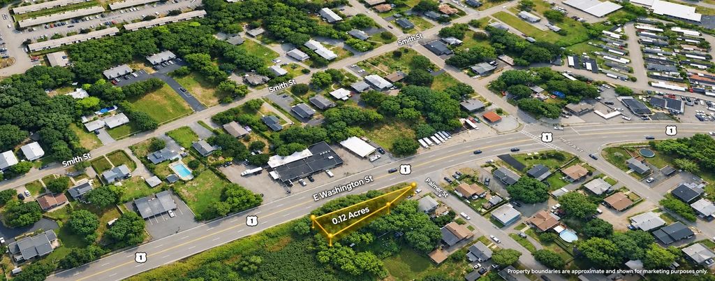 692 E Washington St, North Attleboro