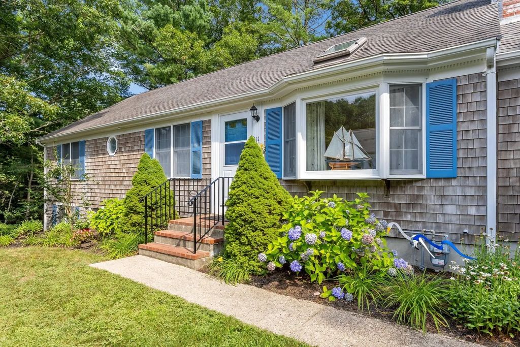 111 Westwind, Barnstable