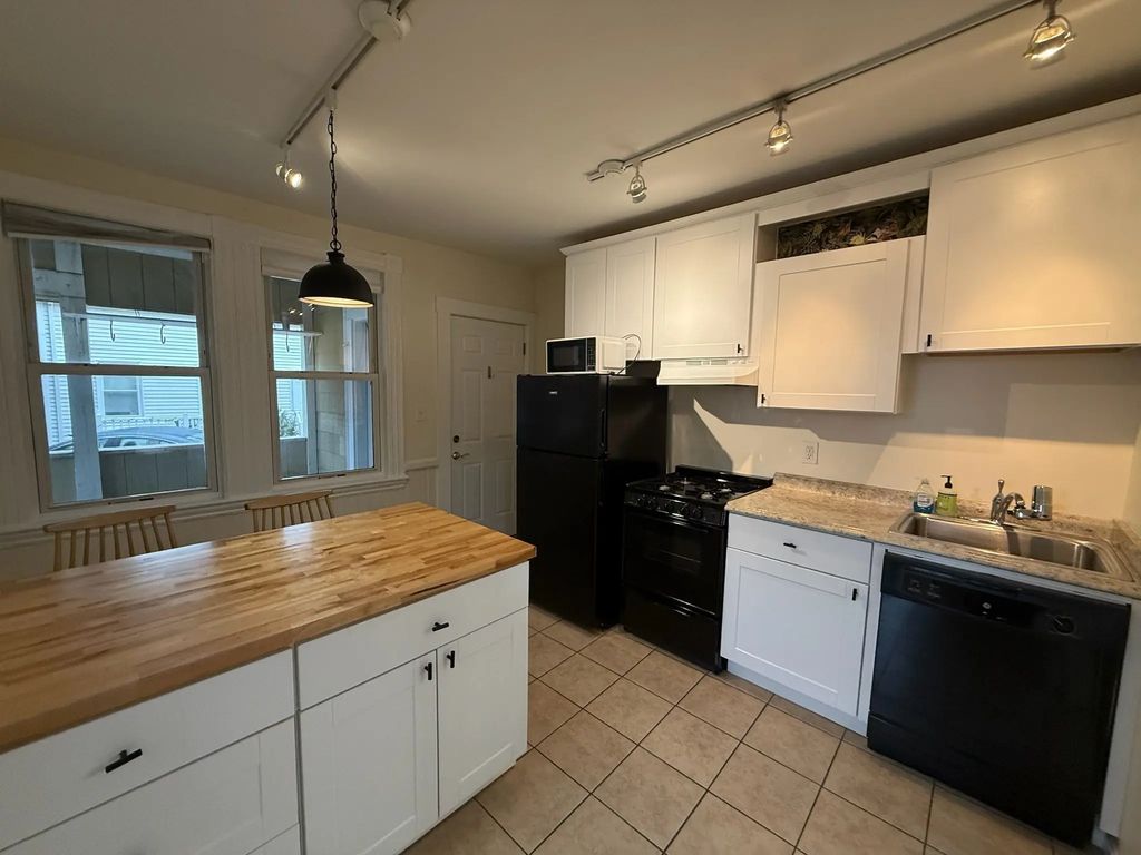 259 Beacon #2, Somerville