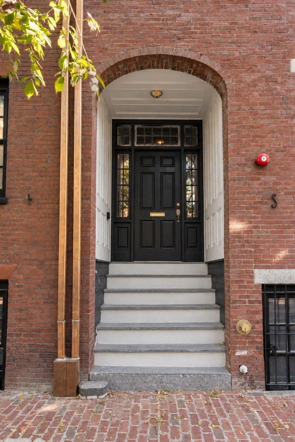 48 Fayette St, Boston