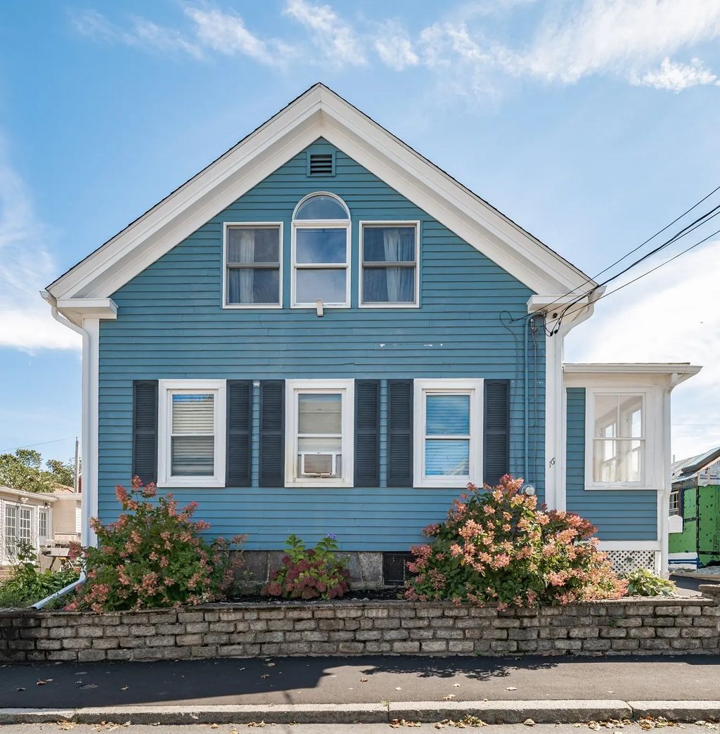 16 Albion St, Salem