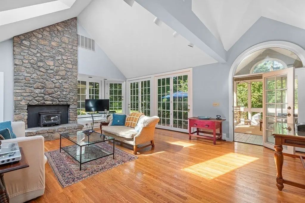16 French Rd, Sudbury