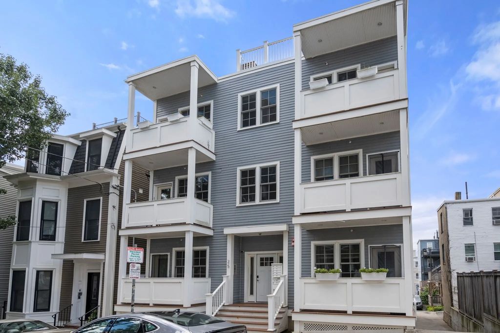 25 Mercer St #1, Boston