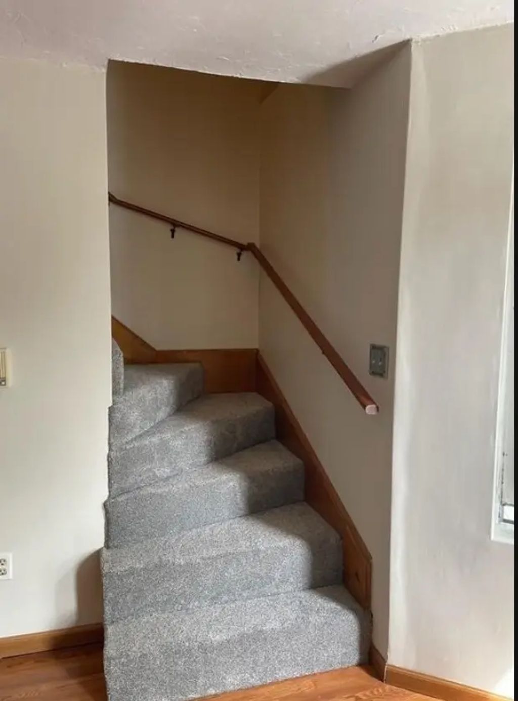 528 Cherry St #c4, Fall River