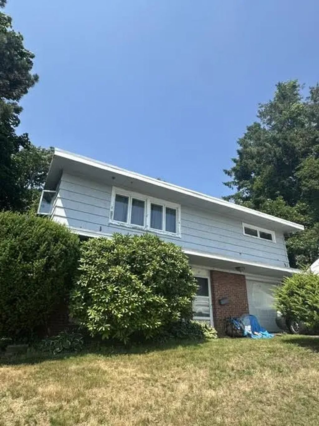 17 Mills Terrace, Nahant