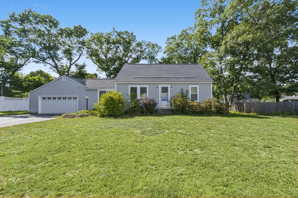 4 Amos St, Tewksbury