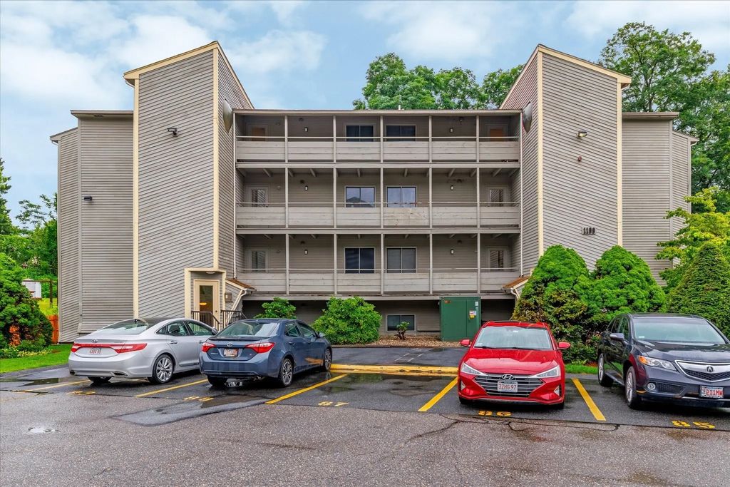 1199 Grafton St #92, Worcester