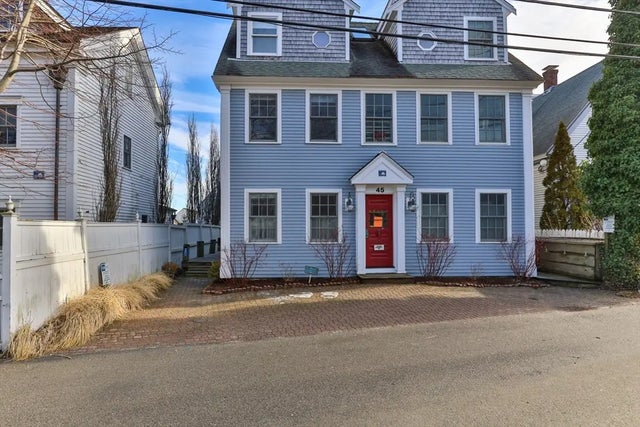45 Commercial St #10, Provincetown