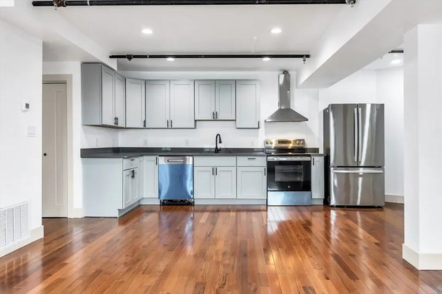 2 Charles Street #302, Methuen