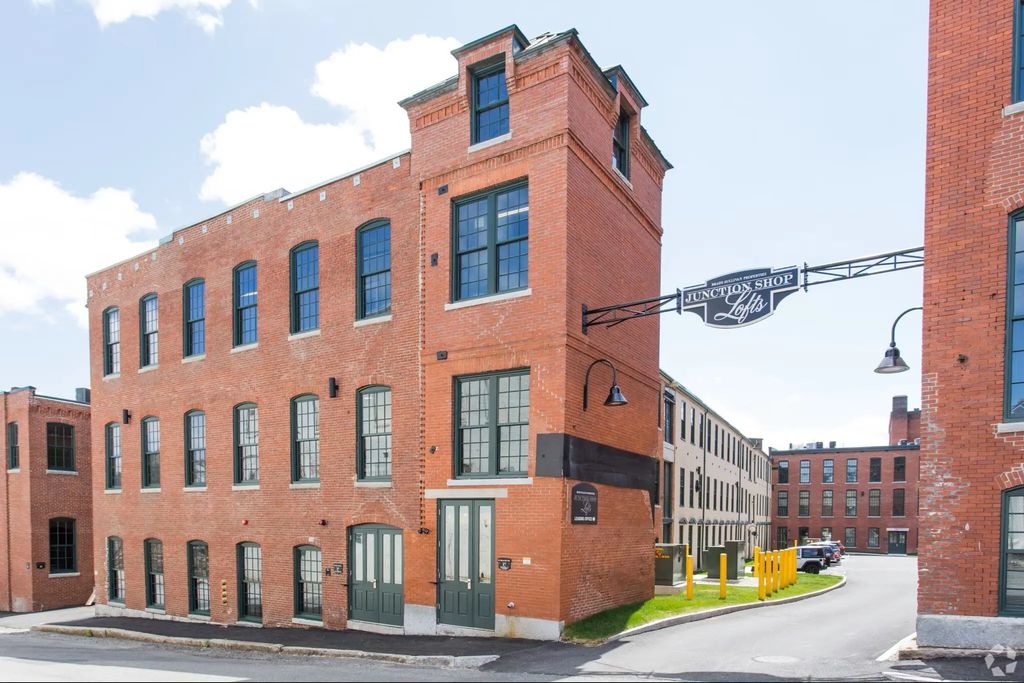 64 Beacon Street #a-213, Worcester