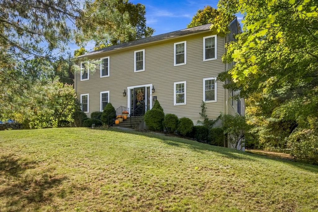 73 Maynard St, Northborough