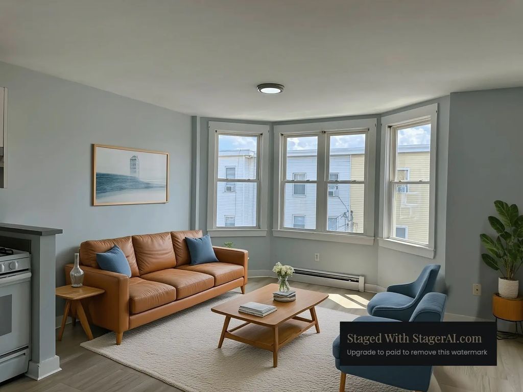 208 Saratoga Street #3, Boston