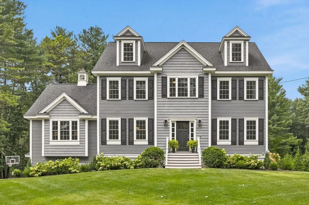 79 Woburn St, Andover